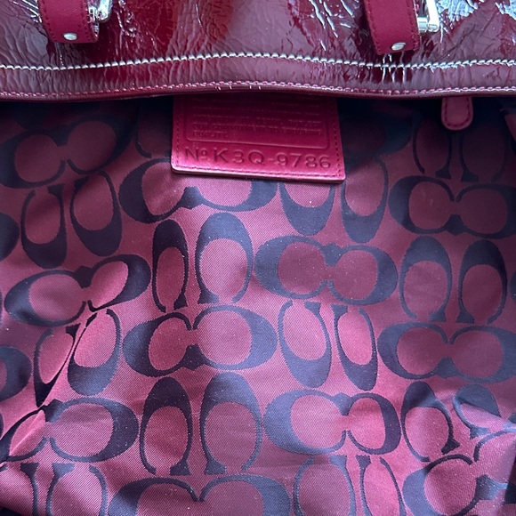 Coach Vintage 1993 Deep Red Leather Tote - Picture 6 of 7